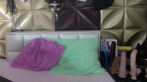 Biky Hot online show from March 2, 10:27 pm