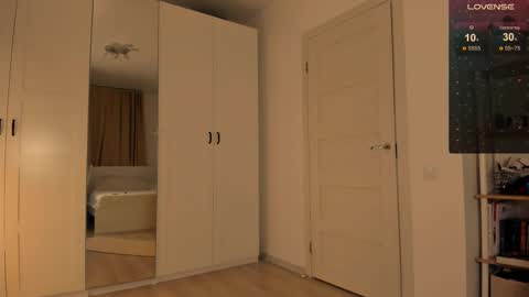 Billy and Lisahelp us to reach 100 likes online show from February 26, 7:53 pm