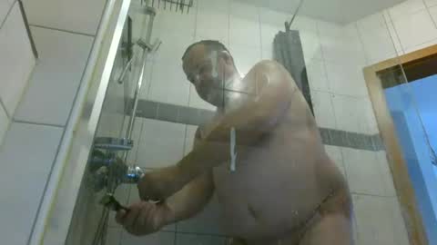 bin_gespannt43 online show from August 9, 4:34 pm