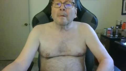 Bink195234 online show from May 13, 3:43 pm