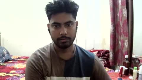 birbikrom104 online show from May 13, 5:28 am