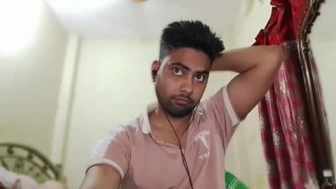 birbikrom104 online show from March 11, 1:03 pm