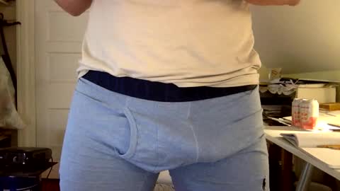 BisonBar online show from April 21, 3:08 pm