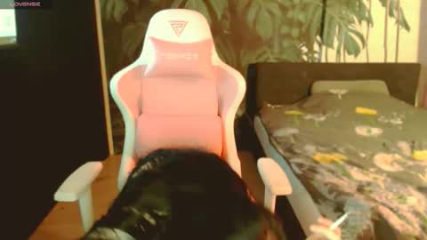 blablablablagirl online show from February 26, 7:34 am