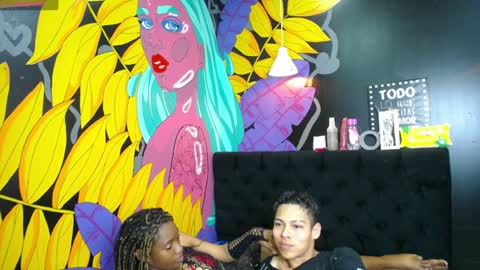 blacckandwhitte online show from January 19, 8:09 pm