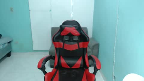 maquina online show from December 1, 1:09 pm