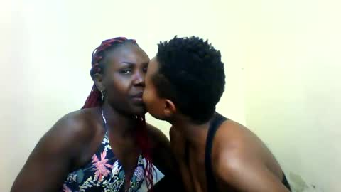 black_divas1 online show from February 21, 6:27 am