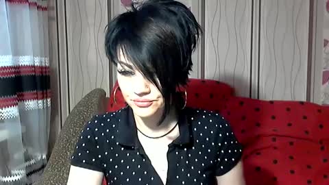 Snapshot of black_hot_01 chatting on February 7, 5:52 am black_hot_01 online show from February 7, 5:52 am
