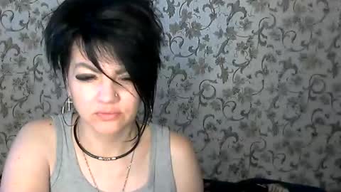 Snapshot of black_hot_01 chatting on October 15, 5:54 am black_hot_01 online show from October 15, 5:54 am