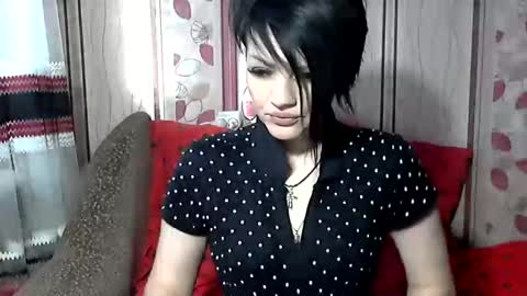 Snapshot of black_hot_01 chatting on February 17, 6:20 am black_hot_01 online show from February 17, 6:20 am
