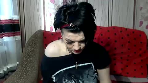 Snapshot of black_hot_01 chatting on February 25, 6:47 am black_hot_01 online show from February 25, 6:47 am