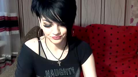 Snapshot of black_hot_01 chatting on January 19, 10:06 am black_hot_01 online show from January 19, 10:06 am