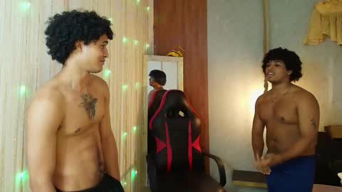 black_king_241 online show from March 12, 7:12 am