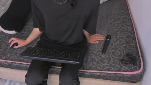 B L A C K  R O S E  online show from April 9, 11:38 am