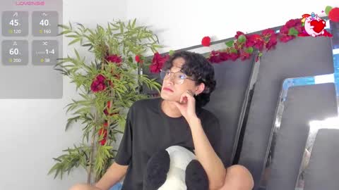 B L A C K  R O S E  online show from March 7, 2:34 pm