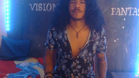 i am D.L online show from February 25, 2:58 pm