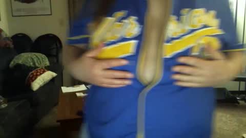 Snapshot of bladesizzo3111 chatting on December 6, 10:57 pm bladesizzo3111 online show from December 6, 10:57 pm