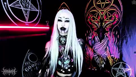   online show from March 6, 7:24 pm