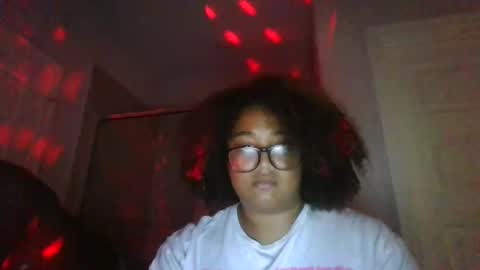 BLESSICA  EDDIE LOVE online show from April 8, 9:40 pm