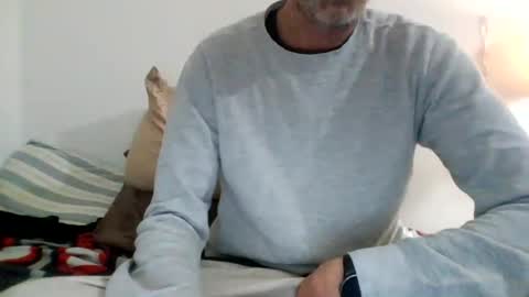 Banana boy blinky online show from January 4, 1:42 pm