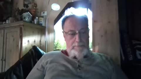 Snapshot of blindsurfer780299 chatting on October 25, 3:56 pm blindsurfer780299 online show from October 25, 3:56 pm