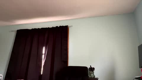 Blissful Foxtrot online show from April 16, 1:11 pm