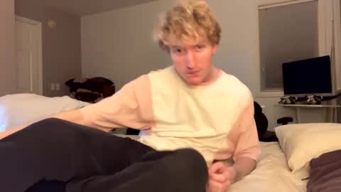 Blondie online show from November 21, 7:17 am