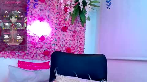 blonde_squirt_ online show from February 26, 7:34 am