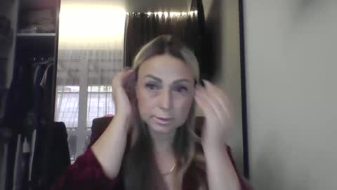 Iren online show from November 11, 9:22 am