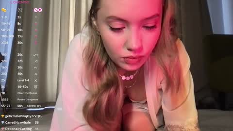 Blondy bunny online show from March 4, 2:19 am