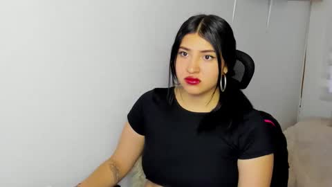 bloom_flower1 online show from December 19, 12:11 pm