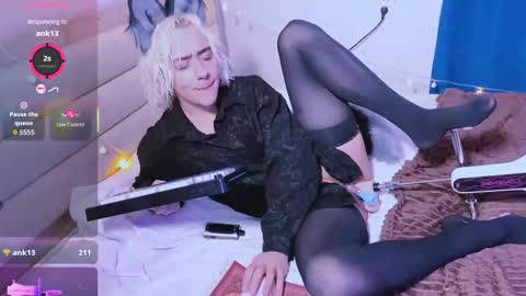 blooming_soul online show from March 2, 3:00 am