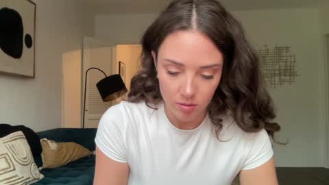 Emma Bloom online show from November 20, 9:23 pm