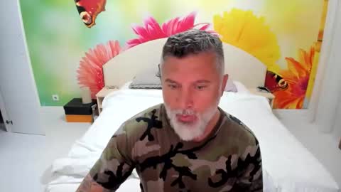 Nico online show from November 12, 7:05 pm