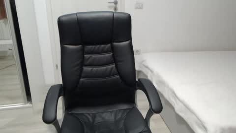 Juliet online show from October 2, 4:39 pm