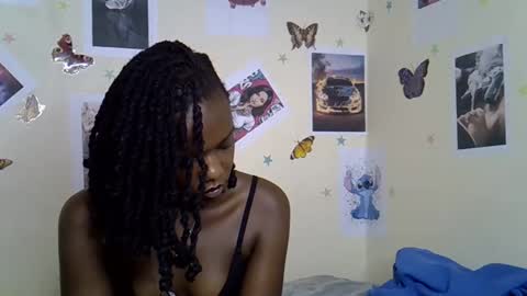 blue_savagee online show from December 13, 7:53 pm