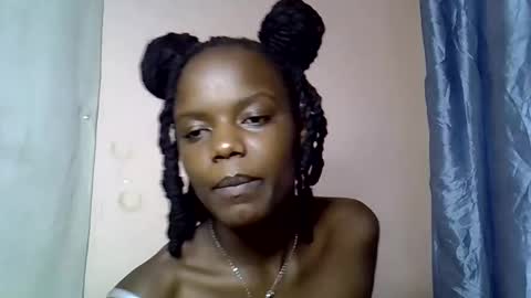 blue_savagee online show from October 29, 1:07 am