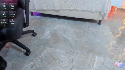 blue_tay1 online show from September 17, 11:35 am