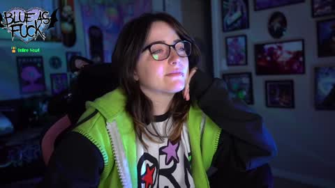 Blue online show from January 17, 3:12 am