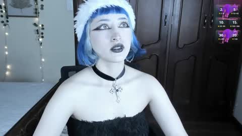 sophie  online show from September 18, 9:52 pm