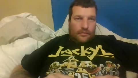 bluedemoneyes1986 online show from February 5, 3:23 am