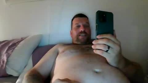 bluedemoneyes1986 online show from September 22, 3:43 am