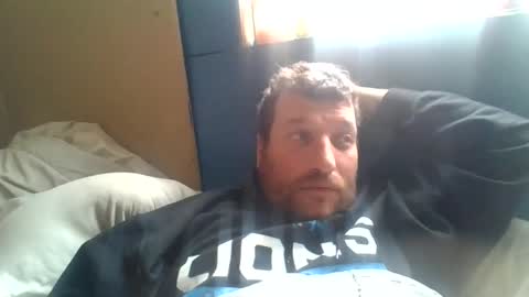 bluedemoneyes1986 online show from February 8, 7:05 pm