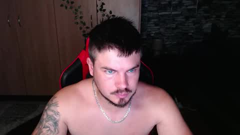 blueeyeboy0 online show from November 24, 6:39 pm