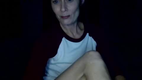 Blueeyedlie online show from October 16, 5:07 am