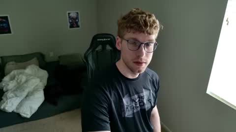 blueeyedtallguy online show from July 7, 11:09 pm