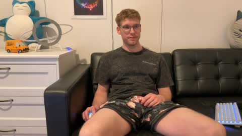 blueeyedtallguy online show from January 8, 11:41 pm