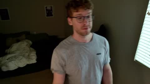blueeyedtallguy online show from July 21, 3:08 am
