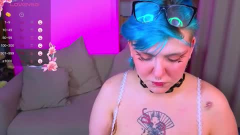 Hi my name is Lunaray online show from September 10, 2:34 am