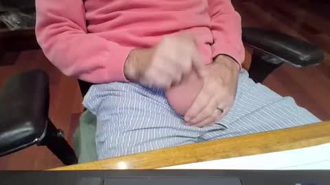 bluespycy online show from December 19, 11:07 am